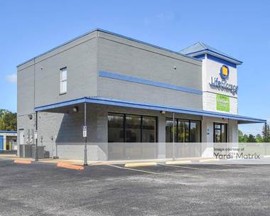 Storage Units for Rent available at 1925 McLemore Drive, Montgomery, AL 36117