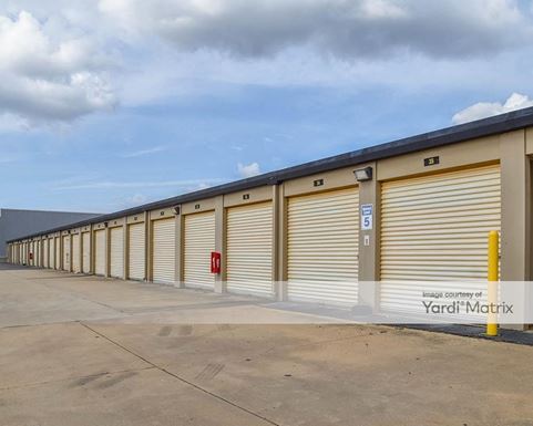 Source URL: https://cdnsc.rentcafe.com/dmslivecafe/3/1857959/1857959-1-3.jpg?width=-1&height=385&quality=80