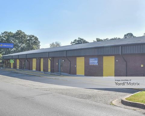 Source URL: https://cdnsc.rentcafe.com/dmslivecafe/3/1857961/1857961-1-3.jpg?width=-1&height=385&quality=80