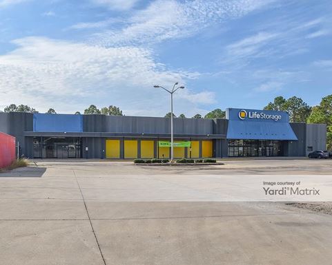 Source URL: https://cdnsc.rentcafe.com/dmslivecafe/3/1857963/1857963-1-3.jpg?width=-1&height=385&quality=80