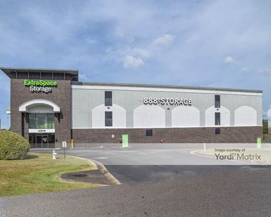 Storage Units for Rent available at 4245 Carmichael Road, Montgomery, AL 36106