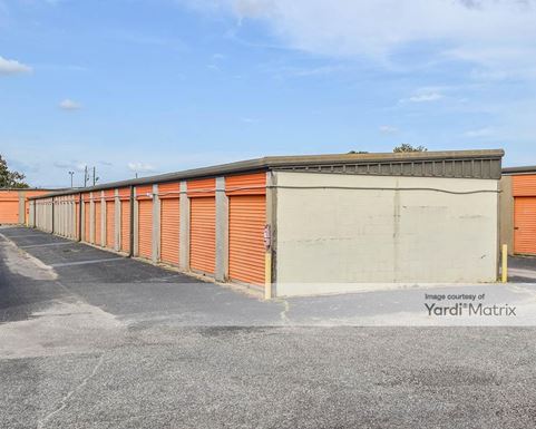 Source URL: https://cdnsc.rentcafe.com/dmslivecafe/3/1857970/1857970-1-3.jpg?width=-1&height=385&quality=80