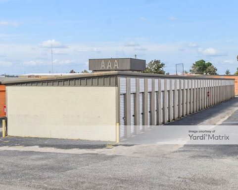 Source URL: https://cdnsc.rentcafe.com/dmslivecafe/3/1857970/1857970-1-5.jpg?width=-1&height=385&quality=80