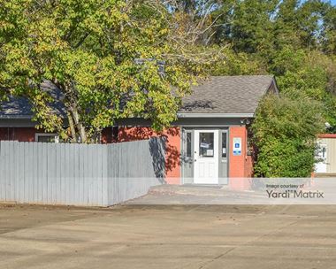 Storage Units for Rent available at 2331 Cong W L Dickinson Drive, Montgomery, AL 36109