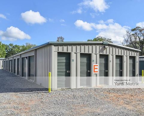 Source URL: https://cdnsc.rentcafe.com/dmslivecafe/3/1857985/1857985-1-5.jpg?width=-1&height=385&quality=80