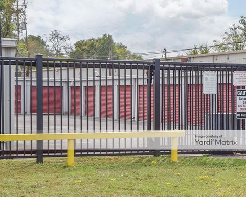 Source URL: https://cdnsc.rentcafe.com/dmslivecafe/3/1857997/1857997-1-3.jpg?width=-1&height=385&quality=80