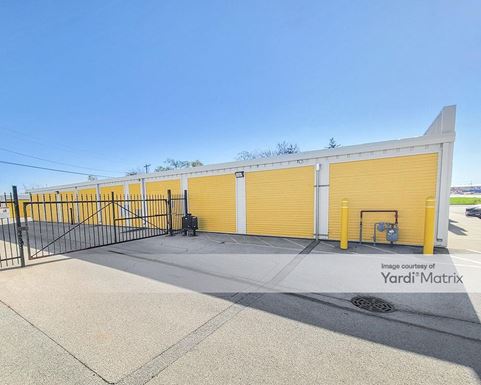 Source URL: https://cdnsc.rentcafe.com/dmslivecafe/3/1858007/1858007-1-6.jpg?width=-1&height=385&quality=80