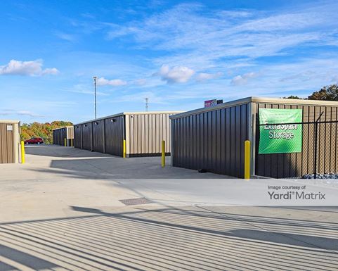 Source URL: https://cdnsc.rentcafe.com/dmslivecafe/3/1858013/1858013-1-2.jpg?width=-1&height=385&quality=80