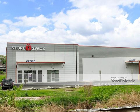 Source URL: https://cdnsc.rentcafe.com/dmslivecafe/3/1858021/1858021-1-2.jpg?width=-1&height=385&quality=80