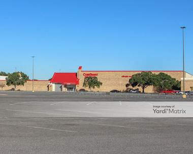 Storage Units for Rent available at 5715 Johnston Street, Lafayette, LA 70503