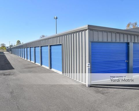 Source URL: https://cdnsc.rentcafe.com/dmslivecafe/3/1858103/1858103-1-2.jpg?width=-1&height=385&quality=80