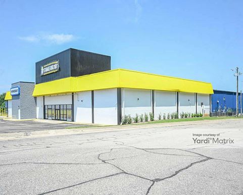 Source URL: https://cdnsc.rentcafe.com/dmslivecafe/3/1858115/1858115-1-5.jpg?width=-1&height=385&quality=80