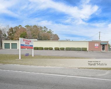 Storage Units for Rent available at 312 Lakeview Blvd, Hartsville, SC 29550