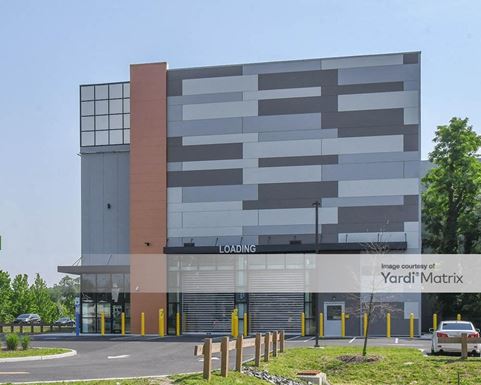 Source URL: https://cdnsc.rentcafe.com/dmslivecafe/3/1882799/1882799-1-3.jpg?width=-1&height=385&quality=80