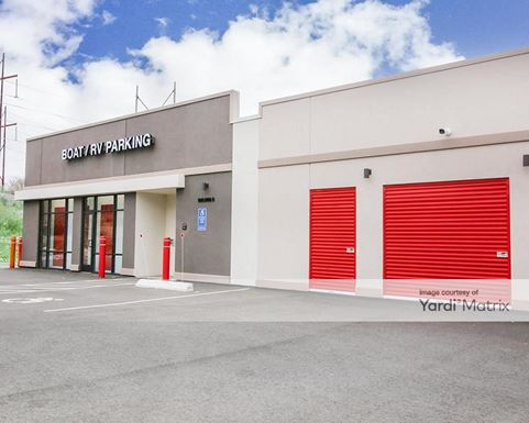 Source URL: https://cdnsc.rentcafe.com/dmslivecafe/3/1882811/1882811-1-3.jpg?width=-1&height=385&quality=80