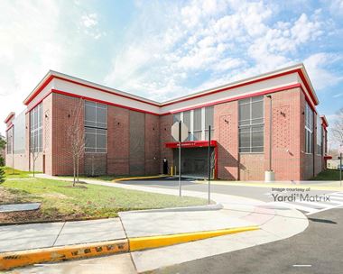 Storage Units for Rent available at 12831 Fair Lakes Pkwy, Fairfax, VA 22033