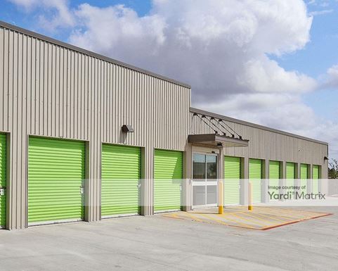 Source URL: https://cdnsc.rentcafe.com/dmslivecafe/3/1882823/1882823-1-3.jpg?width=-1&height=385&quality=80