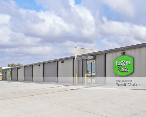 Source URL: https://cdnsc.rentcafe.com/dmslivecafe/3/1882823/1882823-1-6.jpg?width=-1&height=385&quality=80