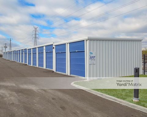 Source URL: https://cdnsc.rentcafe.com/dmslivecafe/3/1882824/1882824-1-4.jpg?width=-1&height=385&quality=80