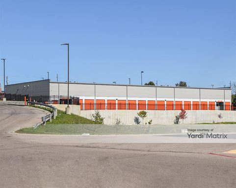 Source URL: https://cdnsc.rentcafe.com/dmslivecafe/3/1882872/1882872-1-2.jpg?width=-1&height=385&quality=80