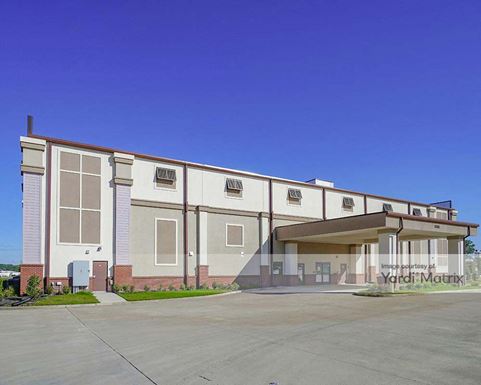 Source URL: https://cdnsc.rentcafe.com/dmslivecafe/3/1882895/1882895-1-2.jpg?width=-1&height=385&quality=80