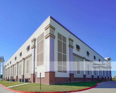 Source URL: https://cdnsc.rentcafe.com/dmslivecafe/3/1882895/1882895-1-3.jpg?width=-1&height=385&quality=80