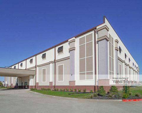 Source URL: https://cdnsc.rentcafe.com/dmslivecafe/3/1882895/1882895-1-4.jpg?width=-1&height=385&quality=80