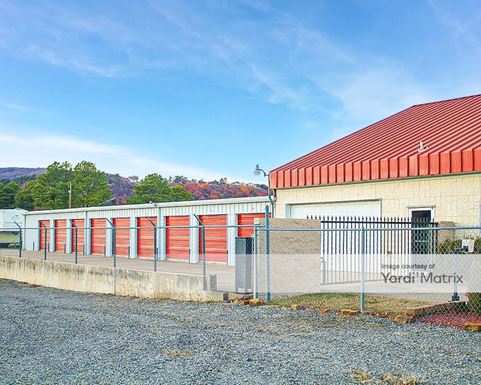 Source URL: https://cdnsc.rentcafe.com/dmslivecafe/3/1894012/1894012-1-2.jpg?width=-1&height=385&quality=80