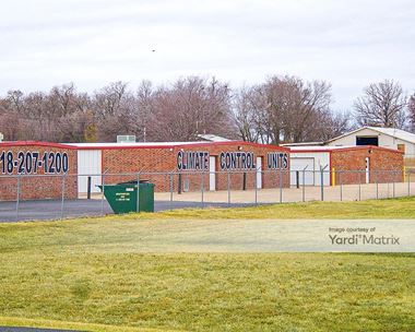 Storage Units for Rent available at 3280 South Muskogee Avenue, Tahlequah, OK 74464