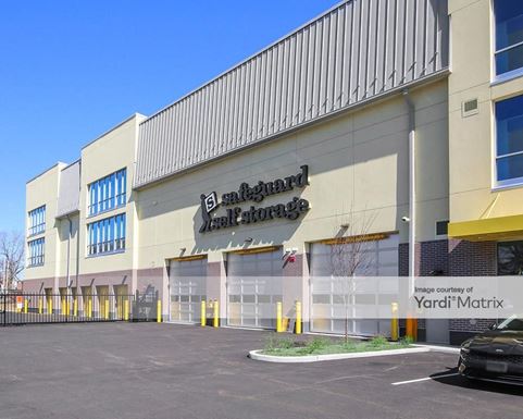 Source URL: https://cdnsc.rentcafe.com/dmslivecafe/3/1894072/1894072-1-6.jpg?width=-1&height=385&quality=80