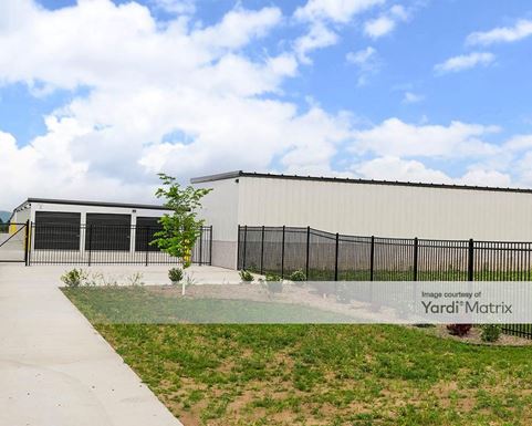 Source URL: https://cdnsc.rentcafe.com/dmslivecafe/3/1894112/1894112-1-3.jpg?width=-1&height=385&quality=80