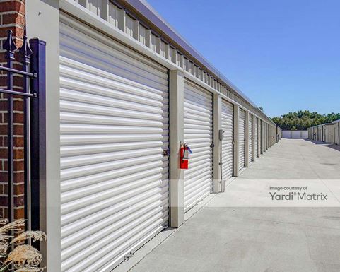 Source URL: https://cdnsc.rentcafe.com/dmslivecafe/3/1894134/1894134-1-3.jpg?width=-1&height=385&quality=80