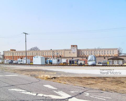 Source URL: https://cdnsc.rentcafe.com/dmslivecafe/3/1905865/1905865-1-3.jpg?width=-1&height=385&quality=80