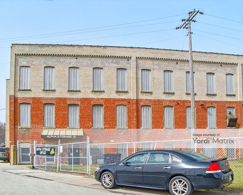 Source URL: https://cdnsc.rentcafe.com/dmslivecafe/3/1905865/1905865-1-4.jpg?width=-1&height=385&quality=80