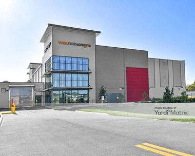 Storage Units for Rent available at 187 Ronald Reagan Pkwy, Davenport, FL 33896