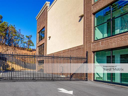 Source URL: https://cdnsc.rentcafe.com/dmslivecafe/3/1905884/1905884-1-4.jpg?width=-1&height=385&quality=80