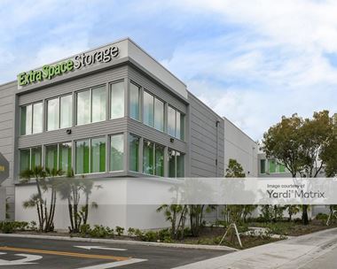 Storage Units for Rent available at 11210 NW 105th Street, Doral, FL 33178