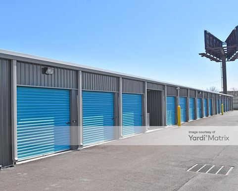 Source URL: https://cdnsc.rentcafe.com/dmslivecafe/3/1905909/1905909-1-3.jpg?width=-1&height=385&quality=80