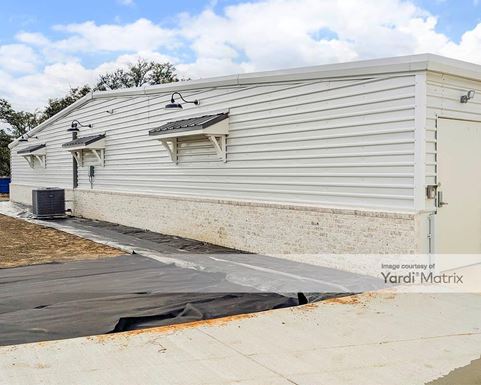 Source URL: https://cdnsc.rentcafe.com/dmslivecafe/3/1905917/1905917-1-3.jpg?width=-1&height=385&quality=80