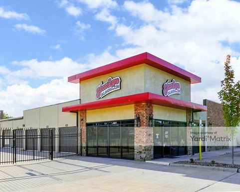 Source URL: https://cdnsc.rentcafe.com/dmslivecafe/3/1905925/1905925-1-2.jpg?width=-1&height=385&quality=80