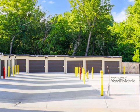 Source URL: https://cdnsc.rentcafe.com/dmslivecafe/3/1905925/1905925-1-4.jpg?width=-1&height=385&quality=80