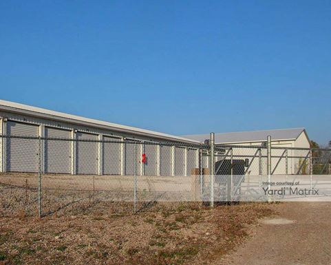 Source URL: https://cdnsc.rentcafe.com/dmslivecafe/3/1905930/1905930-1-3.jpg?width=-1&height=385&quality=80