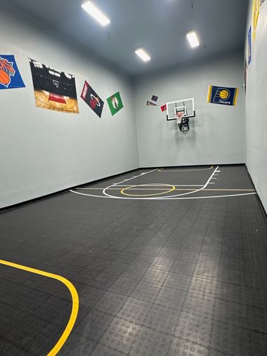 Storage Units for Rent available at 901 West Civic Center Drive, Santa Ana, CA 92703