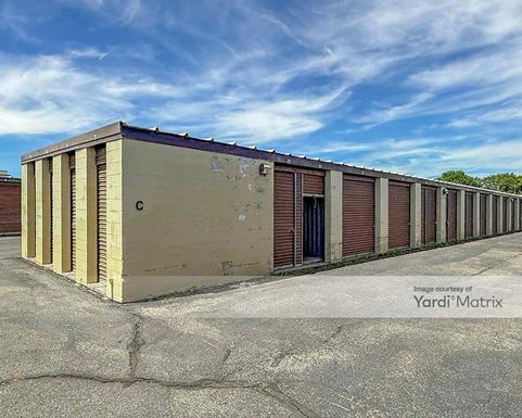 Source URL: https://cdnsc.rentcafe.com/dmslivecafe/3/1955303/1955303-1-3.jpg?width=-1&height=385&quality=80