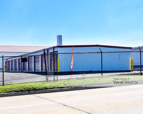 Source URL: https://cdnsc.rentcafe.com/dmslivecafe/3/1955401/1955401-1-4.jpg?width=-1&height=385&quality=80