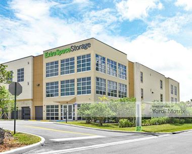 Storage Units for Rent available at 1480 NW 66th Avenue, Plantation, FL 33313