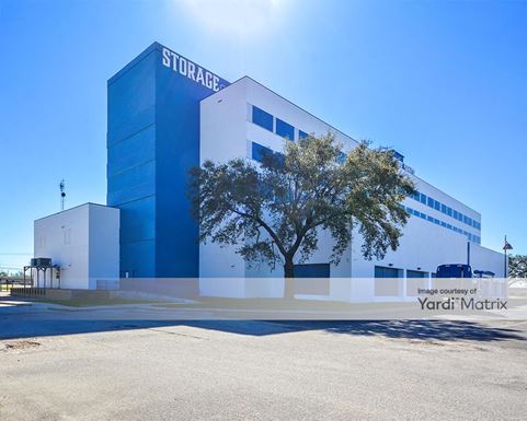 Source URL: https://cdnsc.rentcafe.com/dmslivecafe/3/1955408/1955408-1-2.jpg?width=-1&height=385&quality=80