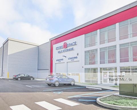 Source URL: https://cdnsc.rentcafe.com/dmslivecafe/3/1955409/1955409-1-3.jpg?width=-1&height=385&quality=80