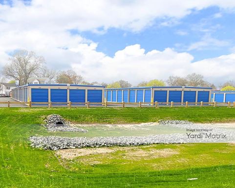 Source URL: https://cdnsc.rentcafe.com/dmslivecafe/3/1955437/1955437-1-2.jpg?width=-1&height=385&quality=80