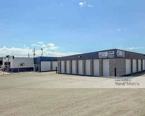 Source URL: https://cdnsc.rentcafe.com/dmslivecafe/3/1955467/1955467-1-2.jpg?width=-1&height=385&quality=80